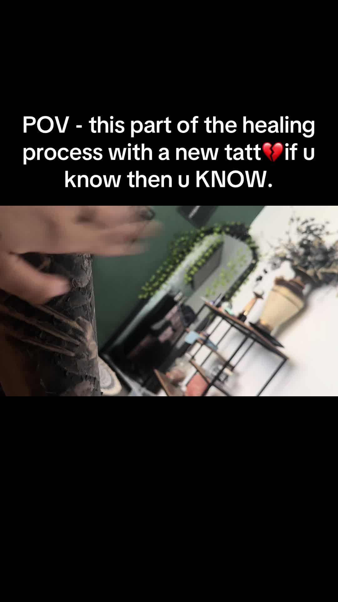 @Erry 🖤🌙♱