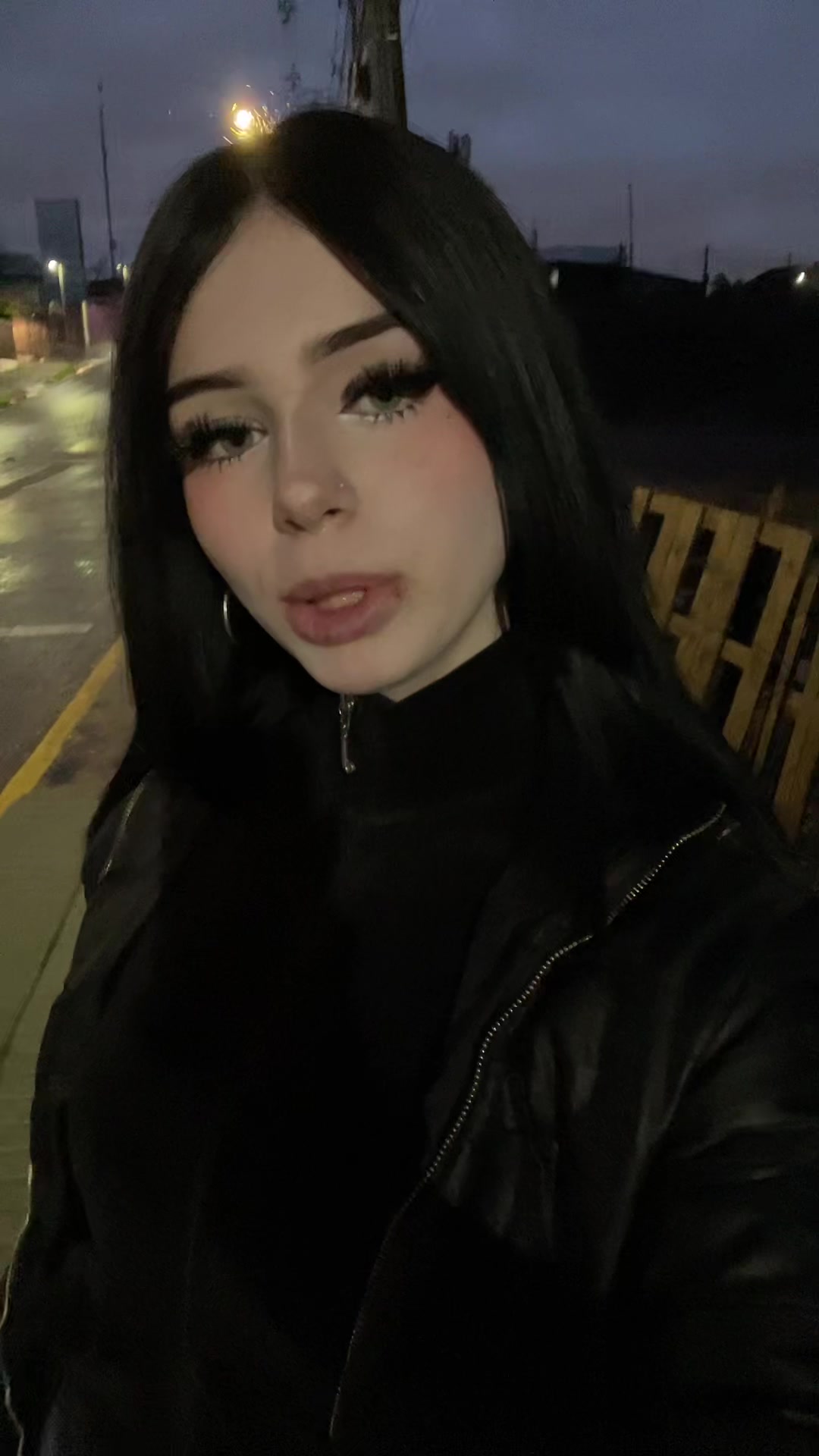 @𝐴𝑛𝑔𝑒𝑙𝑎🐈⬛