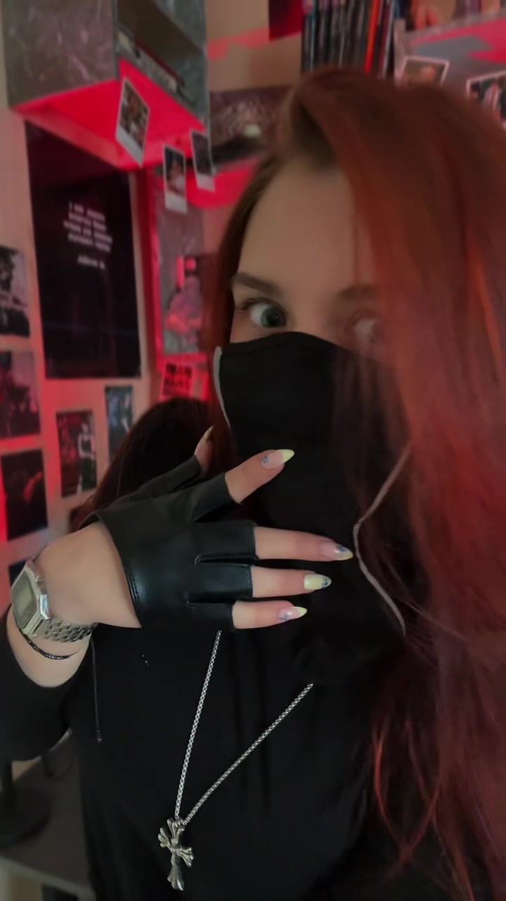 @𝕾𝖊𝖗𝖆𝖋𝖎𝖒𝖆