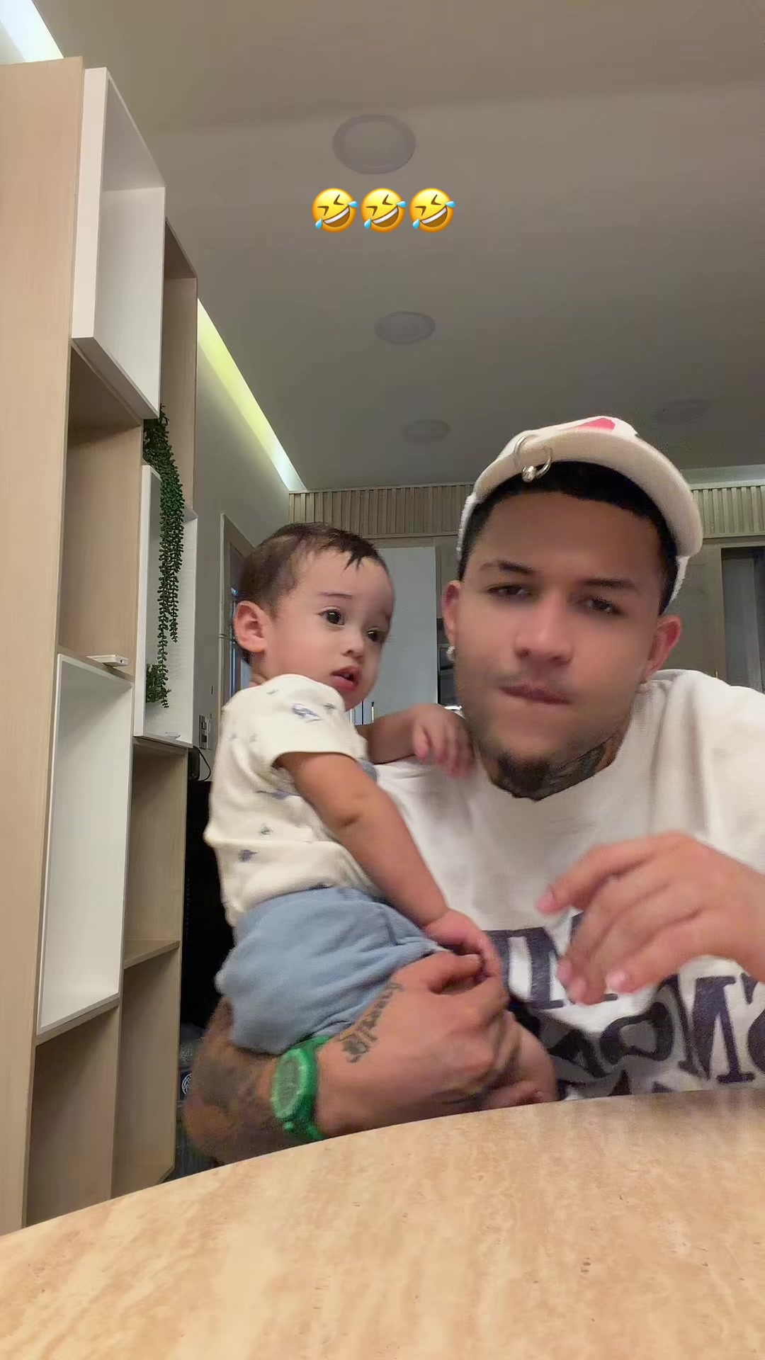 @JeyOne