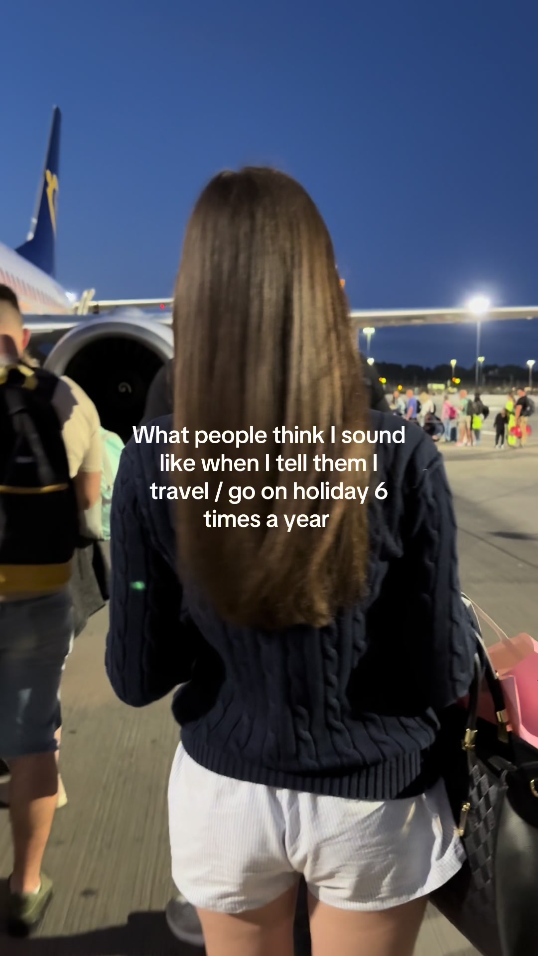 @N O E M I ✈️