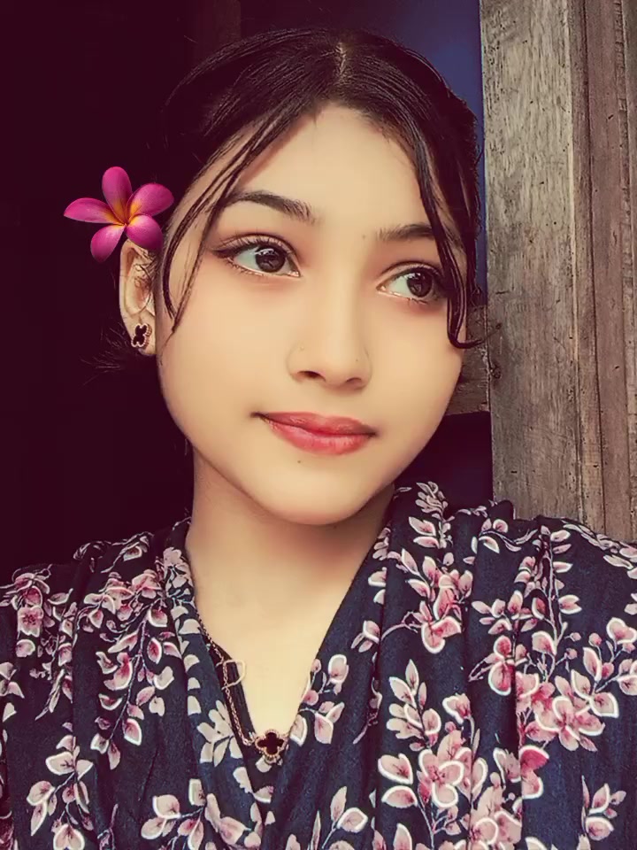 @🎀𝐁𝐢𝐓𝐡𝐢🎀