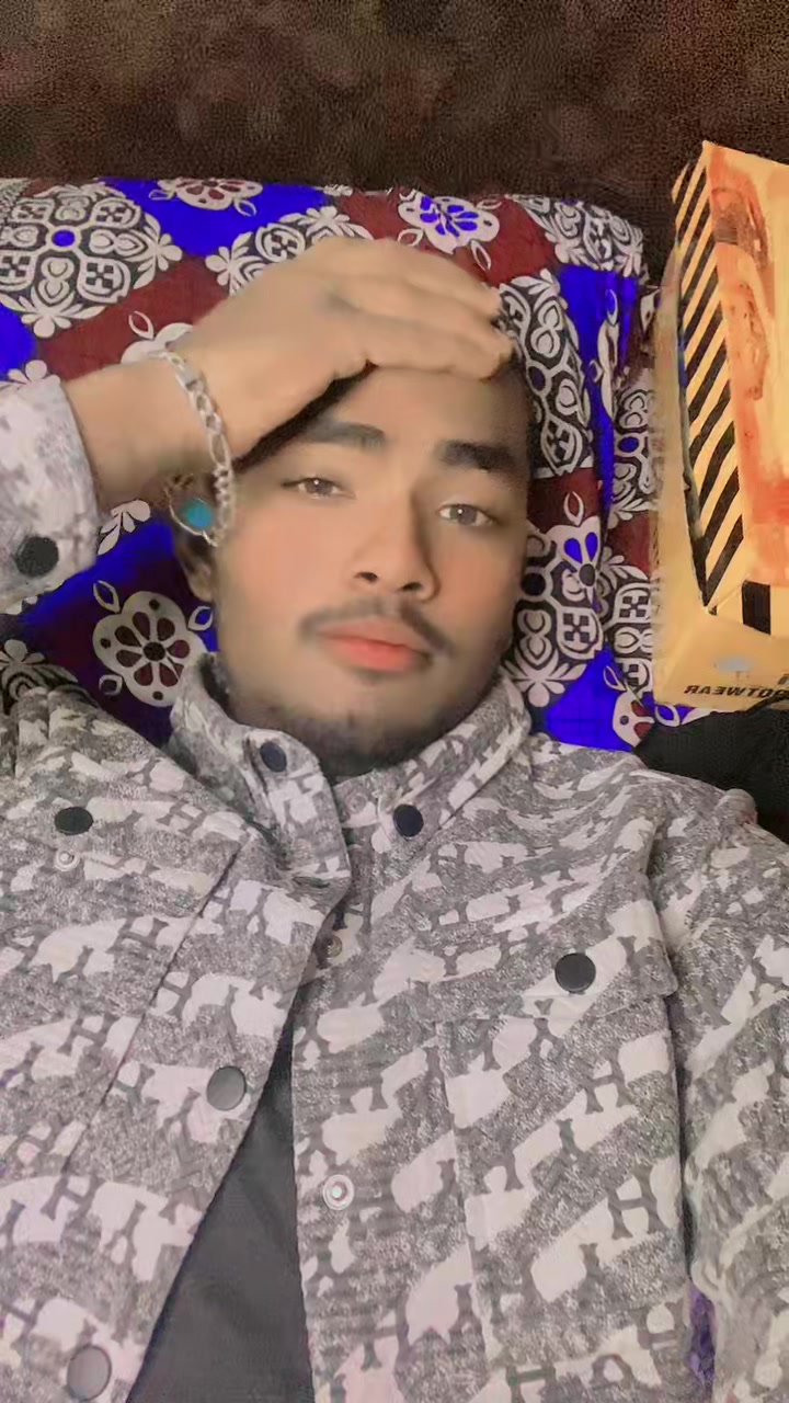 @🇧🇩 l am single 🇸🇦