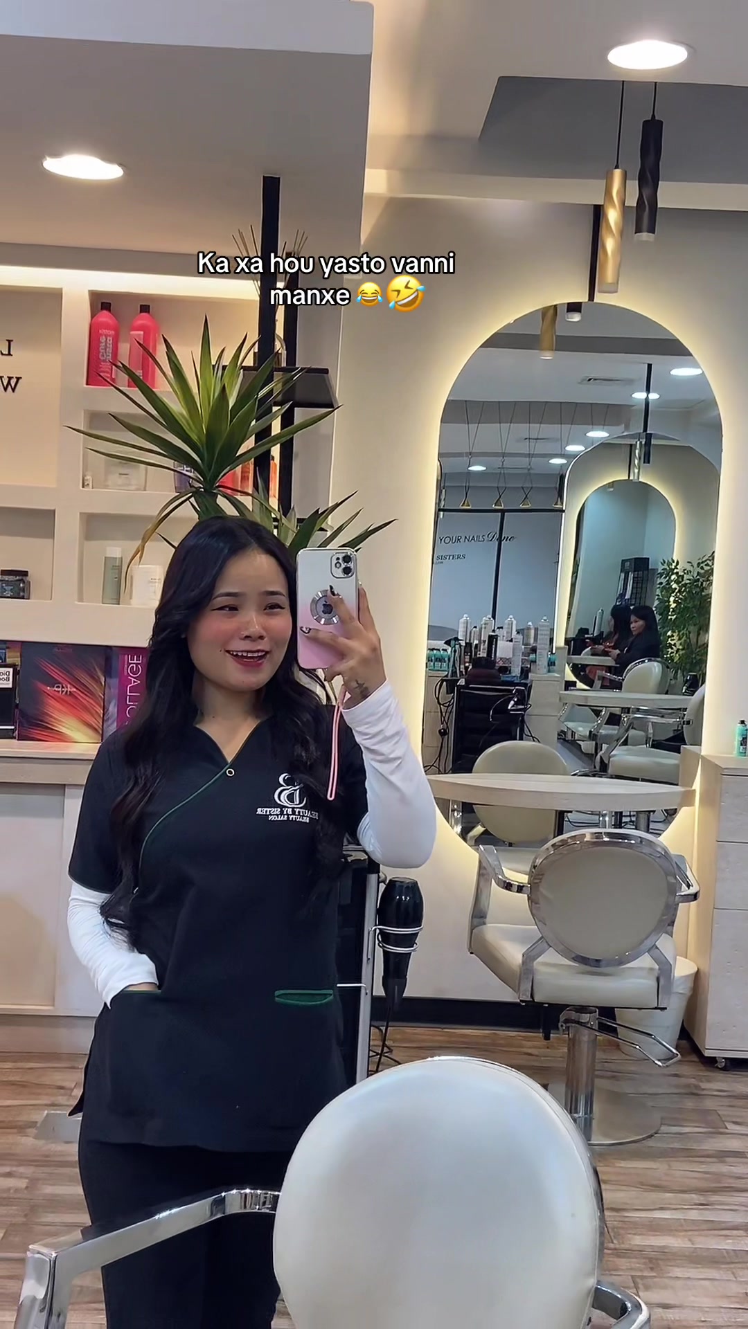@Nilam🖤