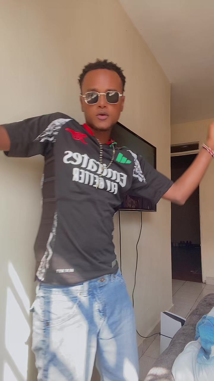 @JAY SWAT🎙️