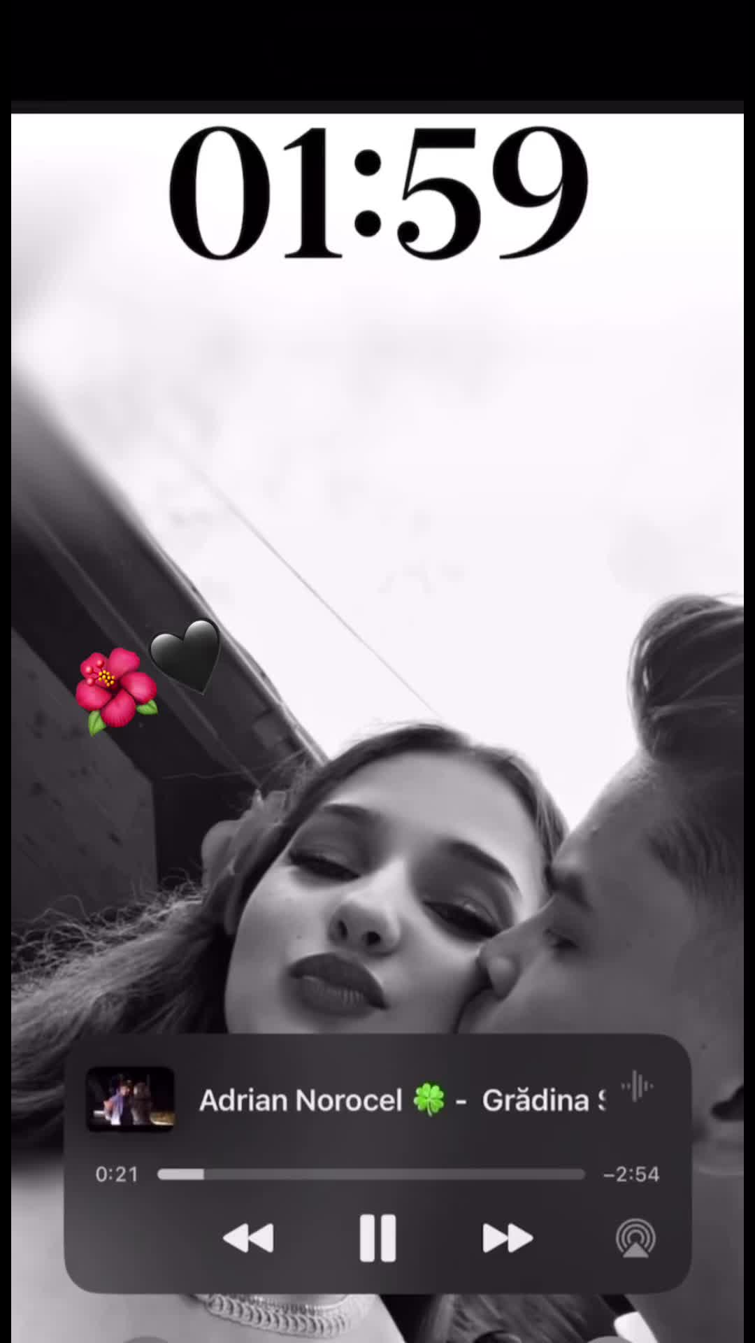 @𝓜𝓮𝓵𝓸𝓭𝓲𝓲🖤♾
