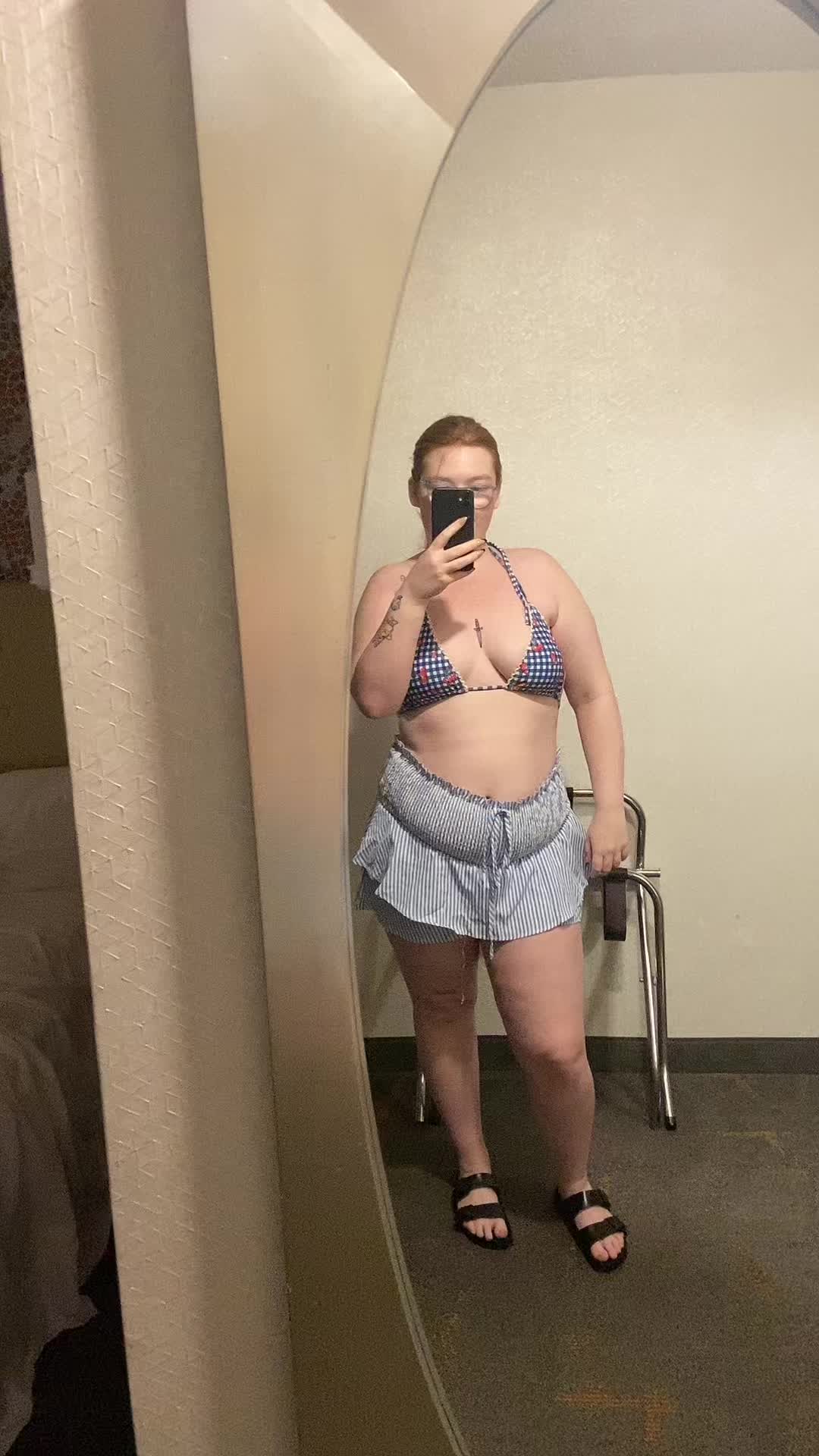 @racheloui04
