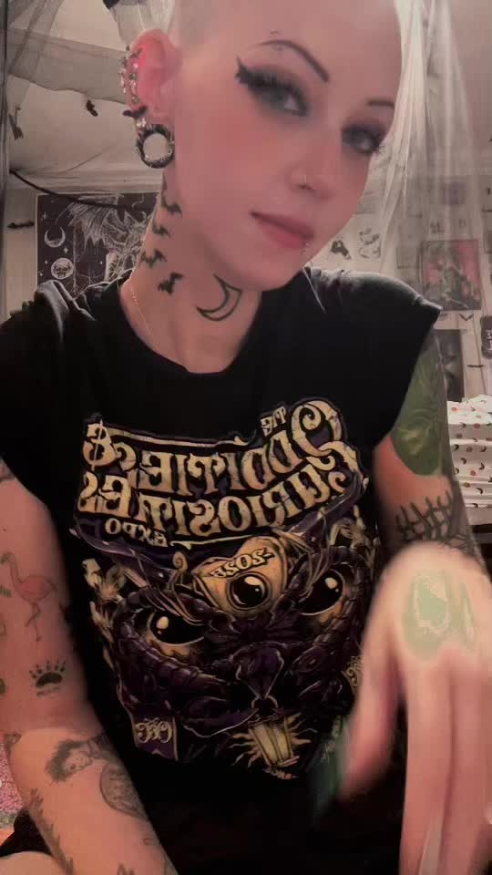 @XxBatQueenxX