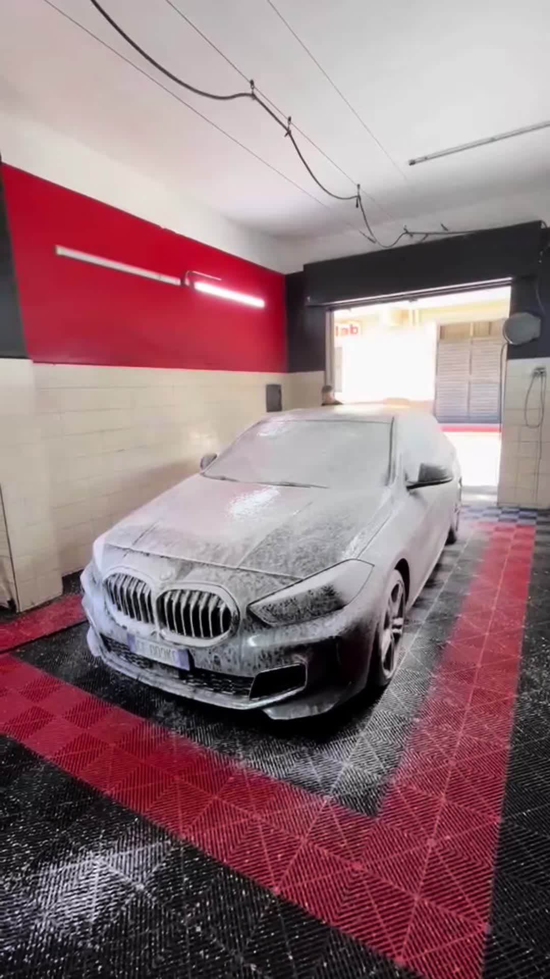 @Mario