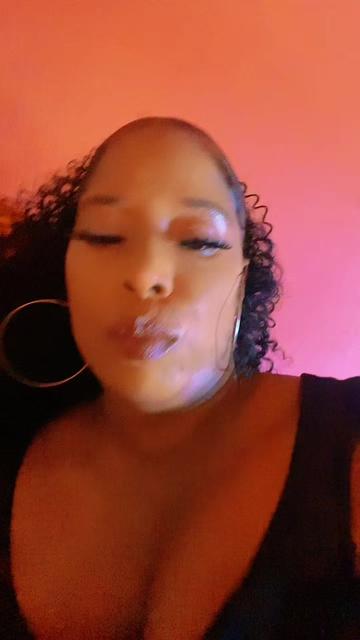 @sexydiva_thomas