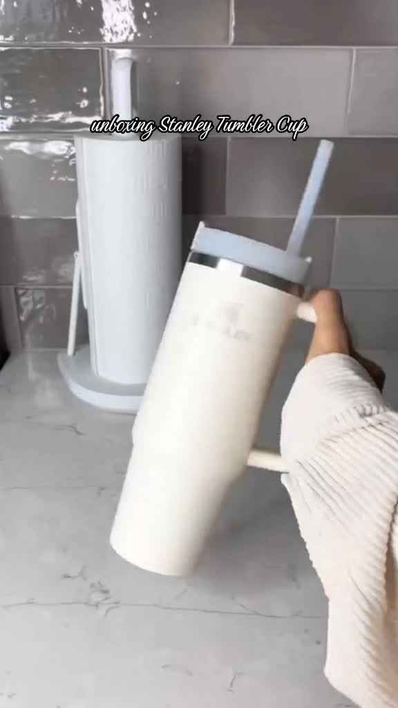 @katherinefinds