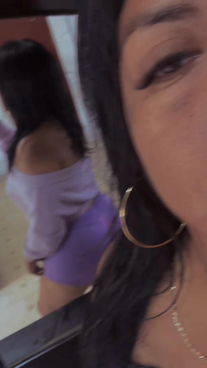 @Gloria