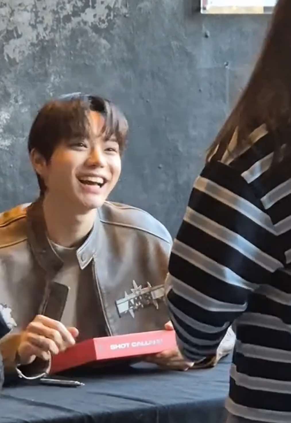@anㅈele