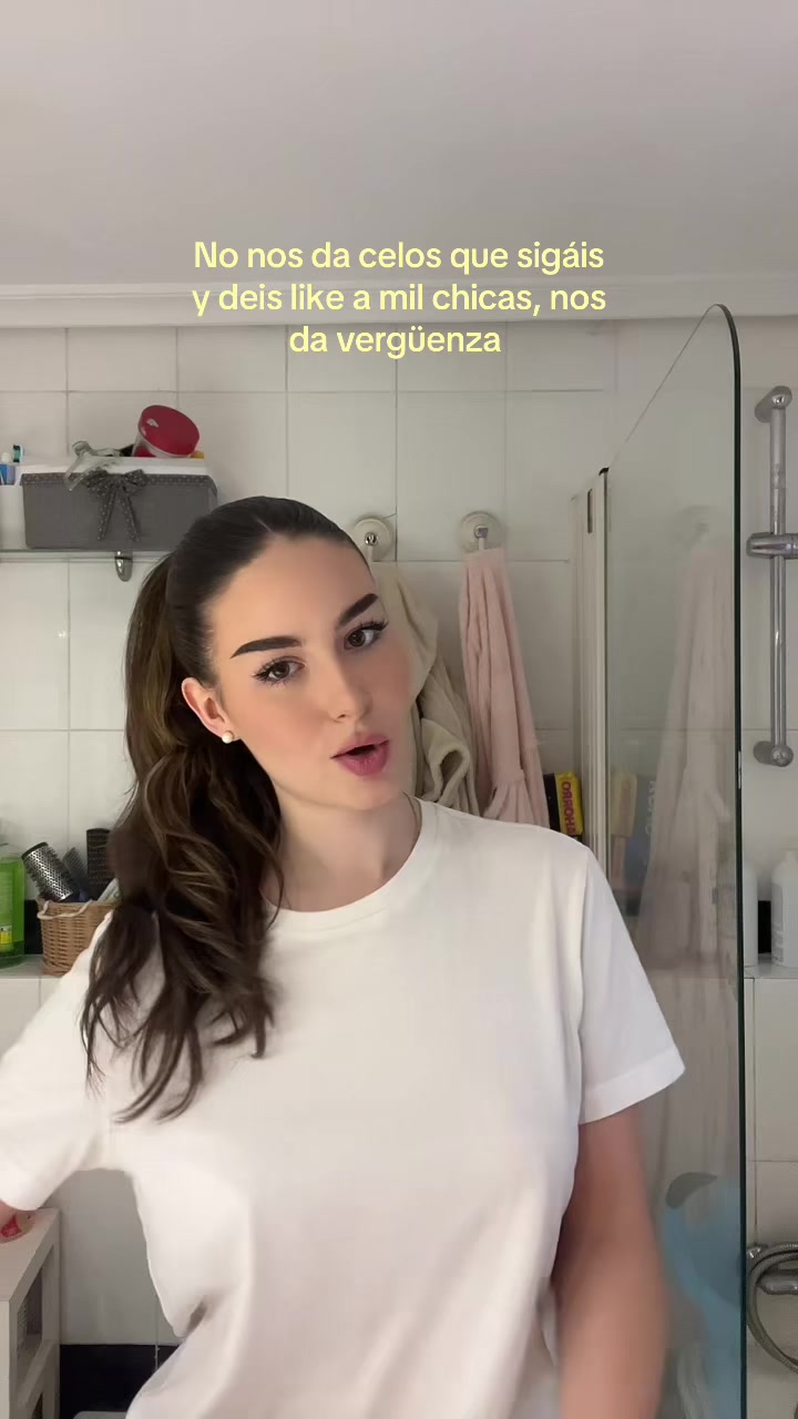 @charlott🧸