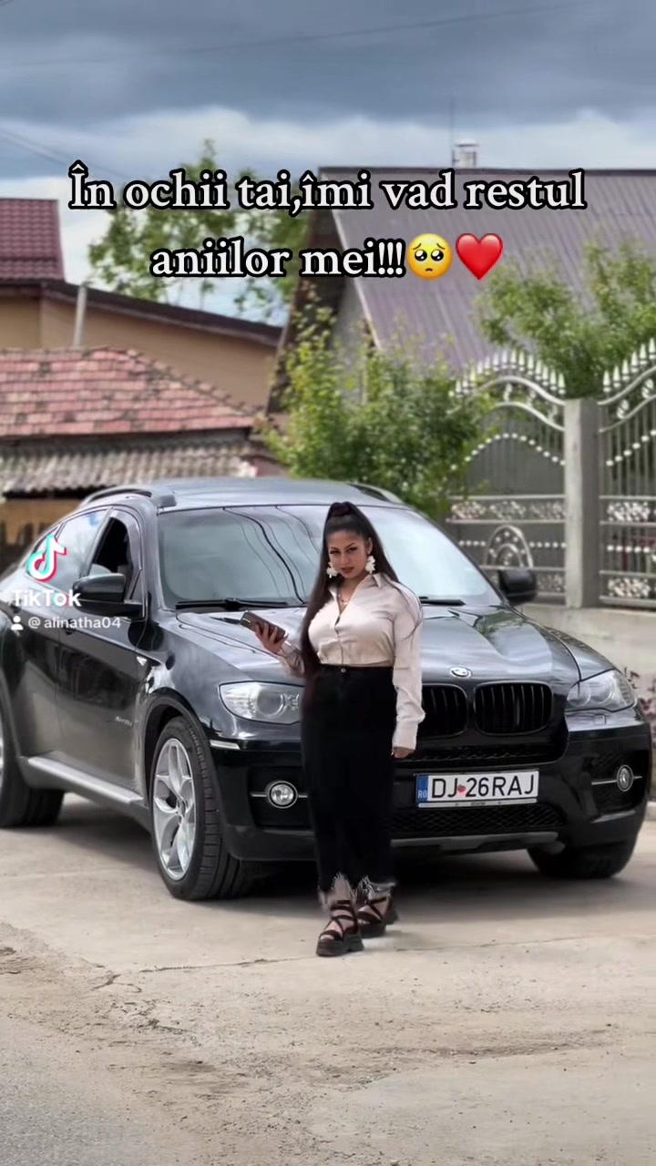 @⚜️👑 AlinaTha👑⚜️