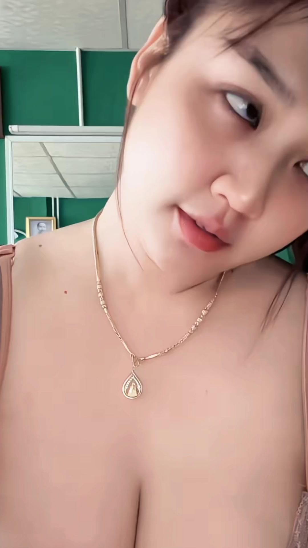 @ルー・イー