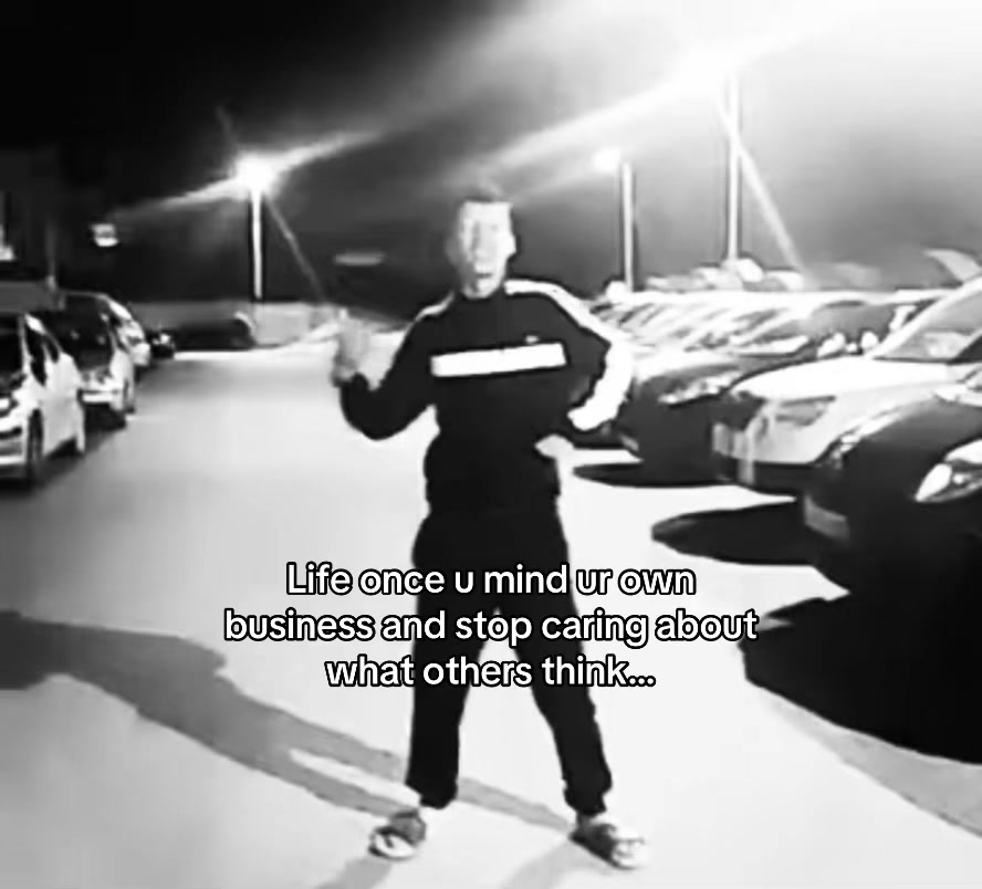 @𝔏𝔱𝔣  𝟟𝟟𝟟࿆ ⵣ