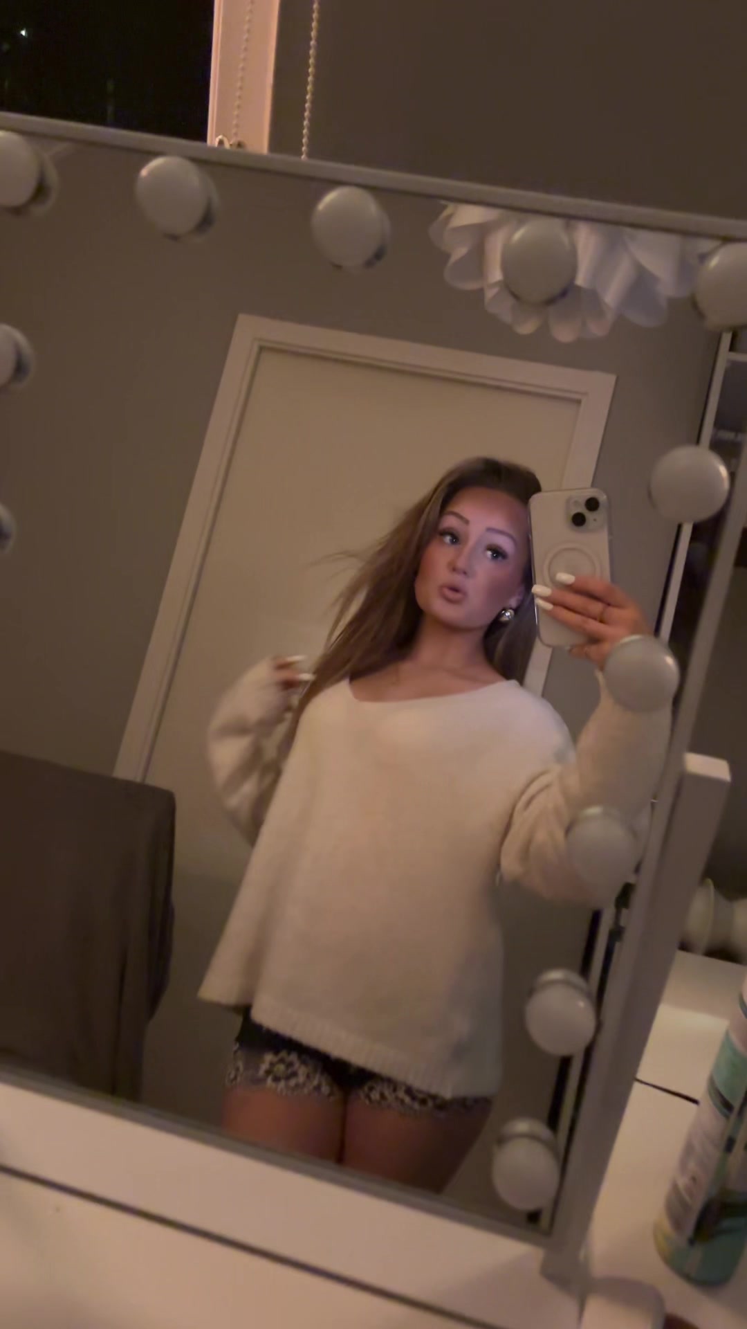 @Esther