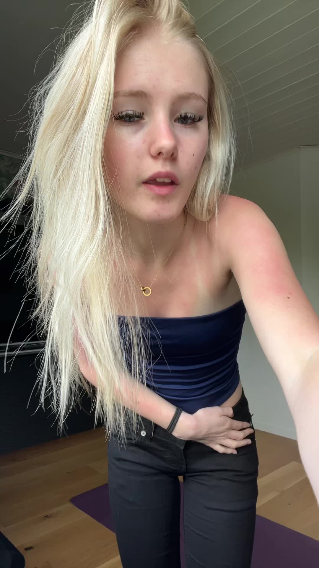@𝒯𝒽𝒾𝓁𝒾𝒶♡︎