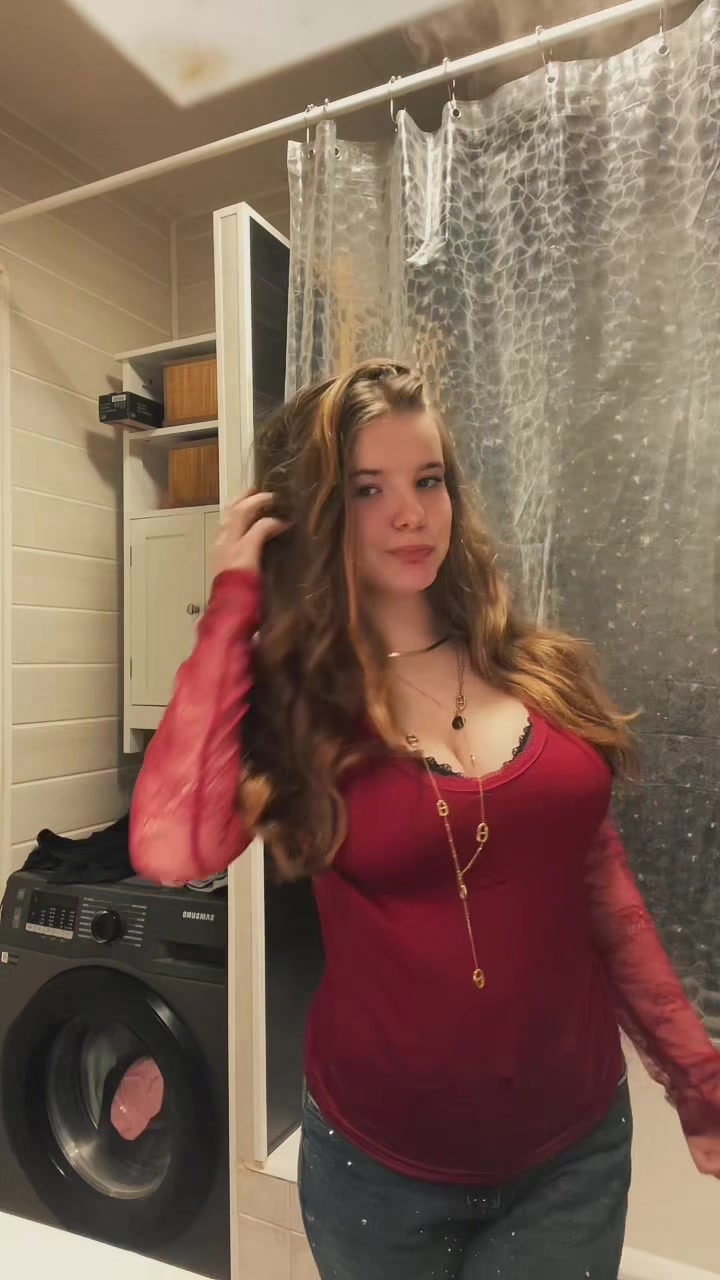 @𝓐𝓷𝓰𝓮'✰