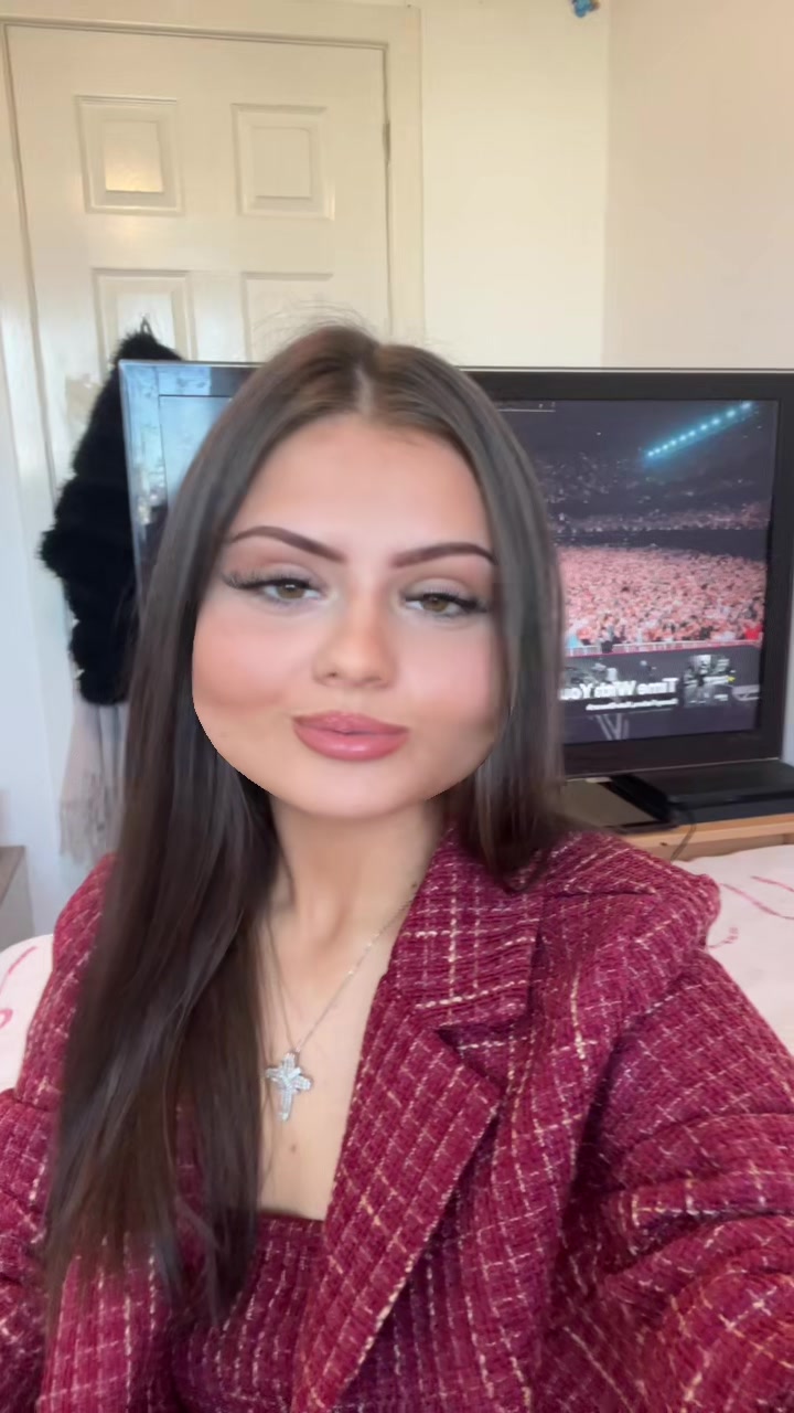 @katiierae08
