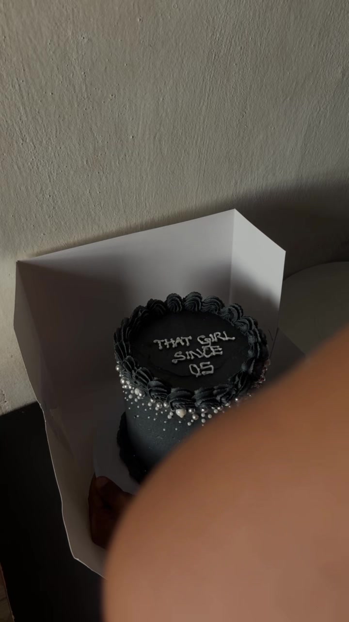 @pastryboxx