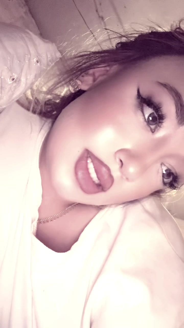 @𝑺𝒂𝒓𝒂🦦