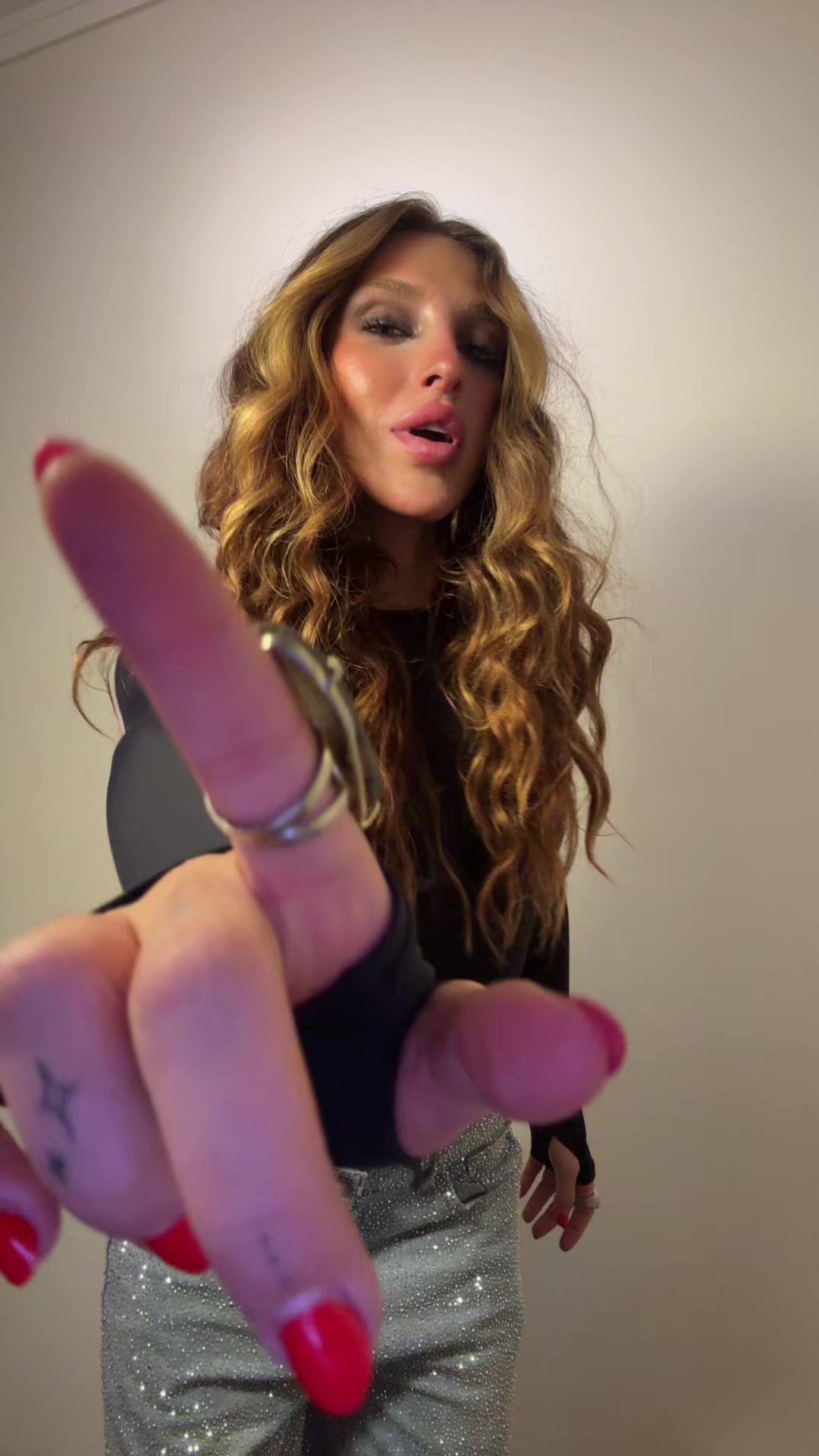 @Niverlly