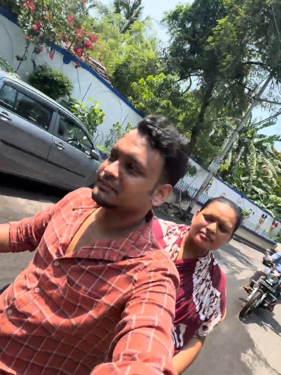 @Suyash Vlogs