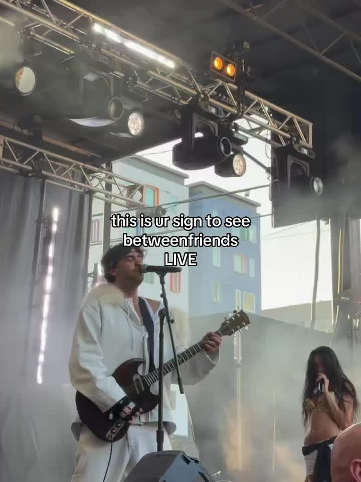 @eyesonbtwnfriends