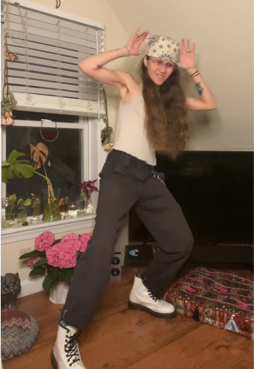 @ca⛓️en