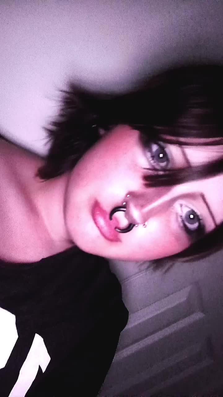 @Alie_alt