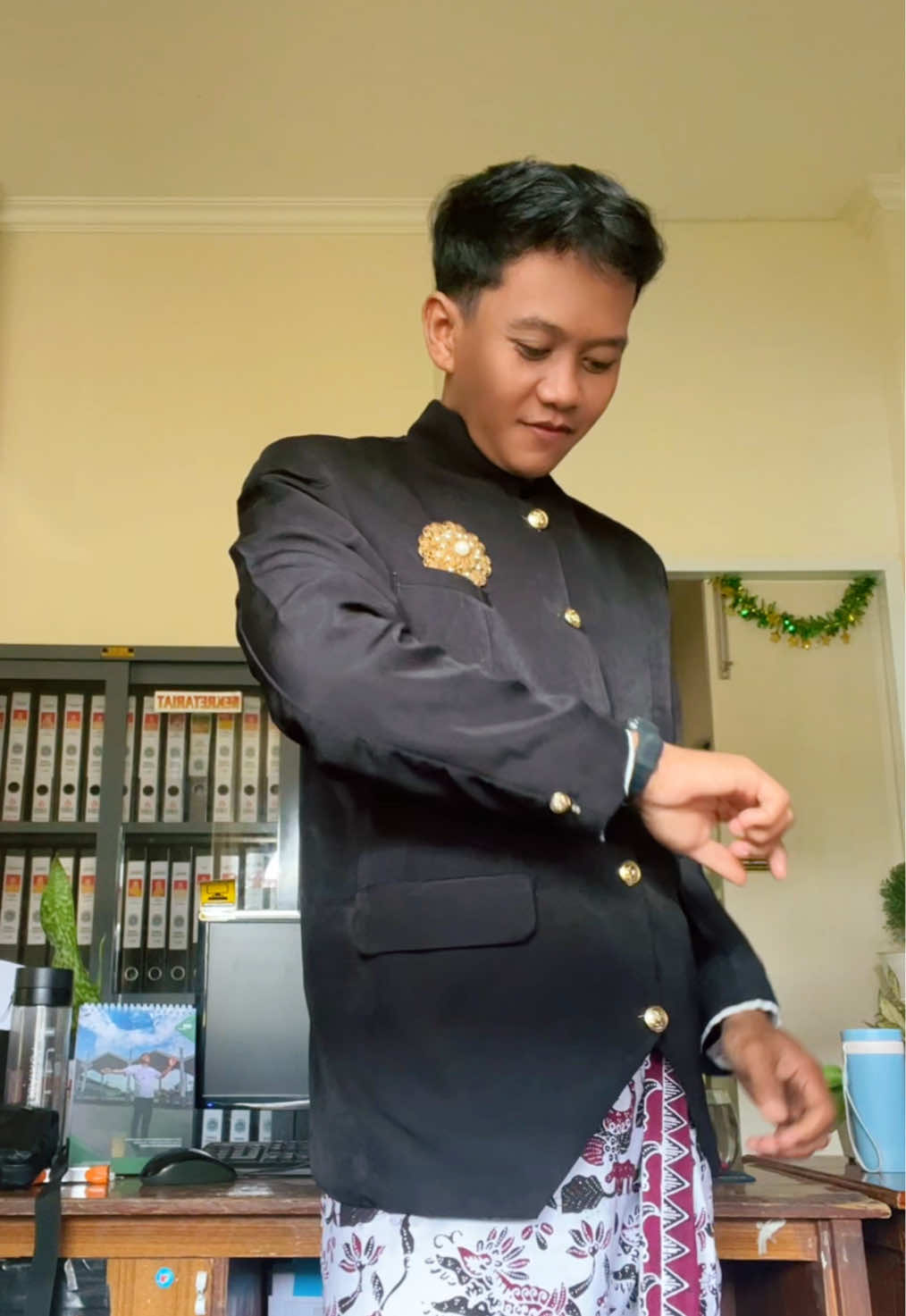 @Nafik Kirom