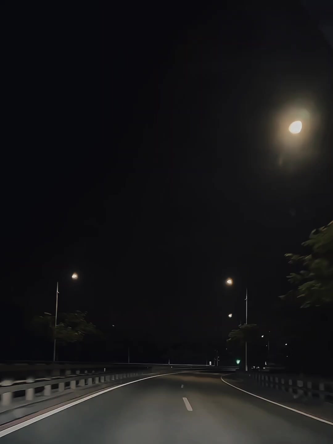 @𝗯𝘆.𝘀𝘁𝗼𝗿𝘆'𝘀𝗶𝗮🥶