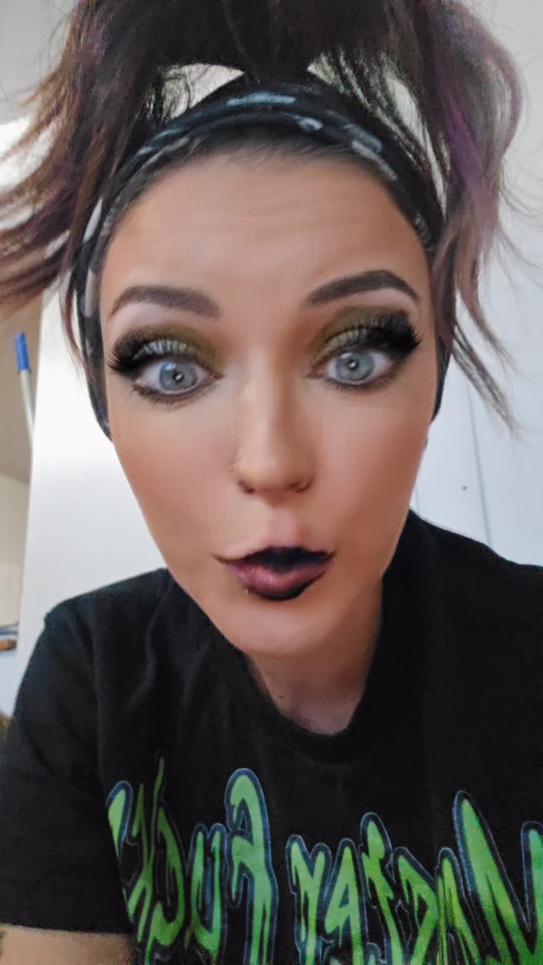 @kdisassterous