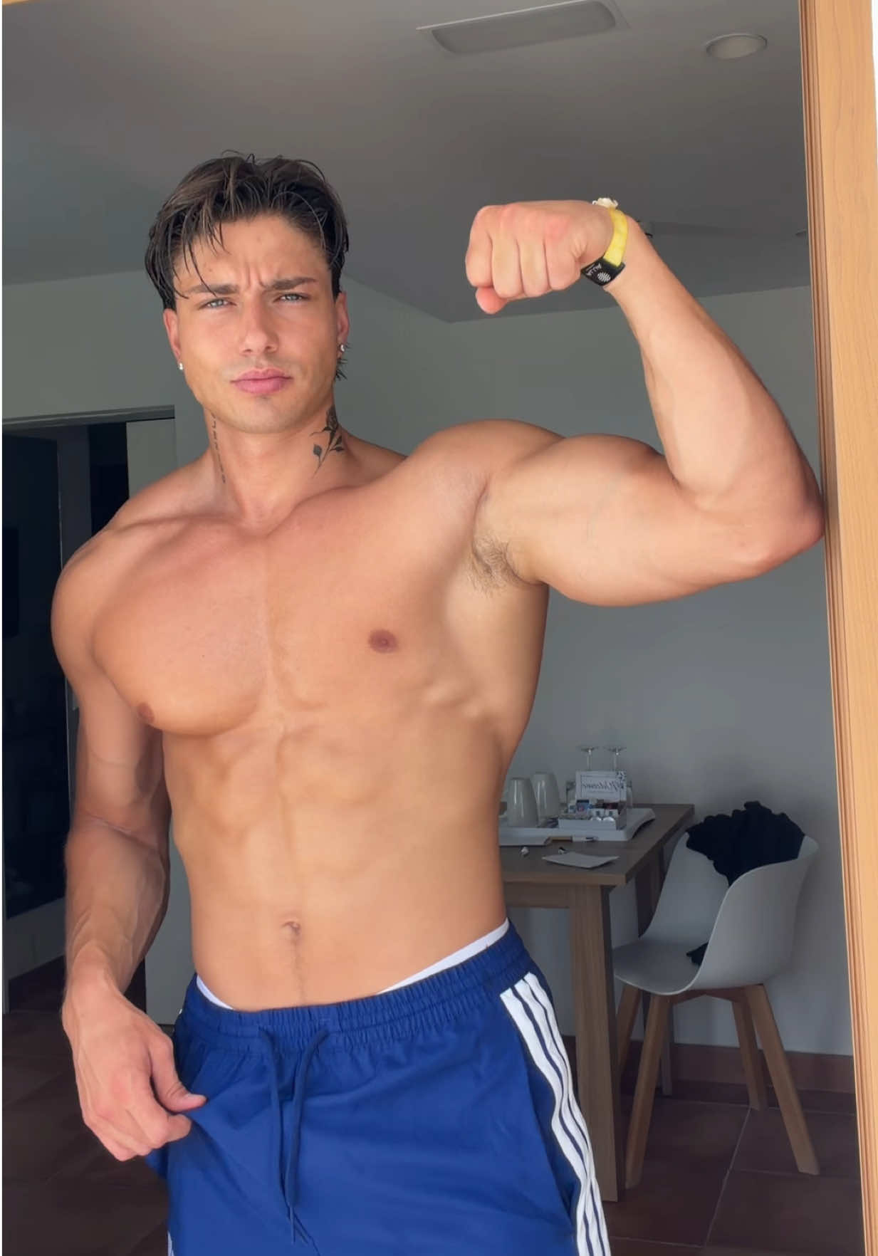 @GoldenGeorgiii2 🐊