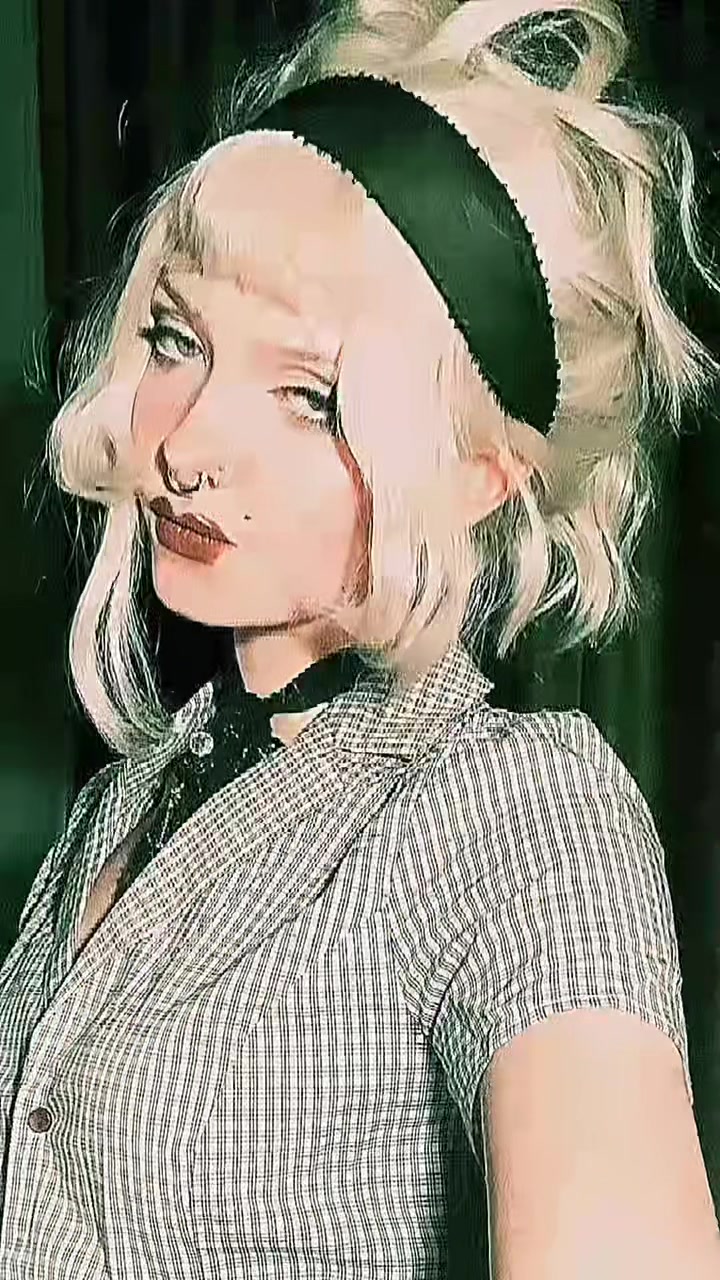 @eva ૮ ◞ ﻌ ◟ ა