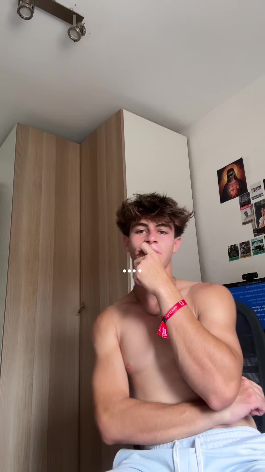 @BENKI