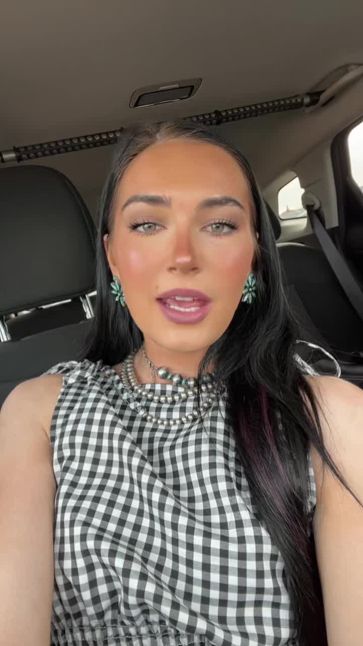 @EMILEE
