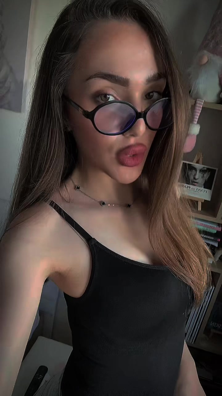 @𝐡𝐫𝐢𝐬𝐭𝐢𝐲𝐚𝐧𝐚