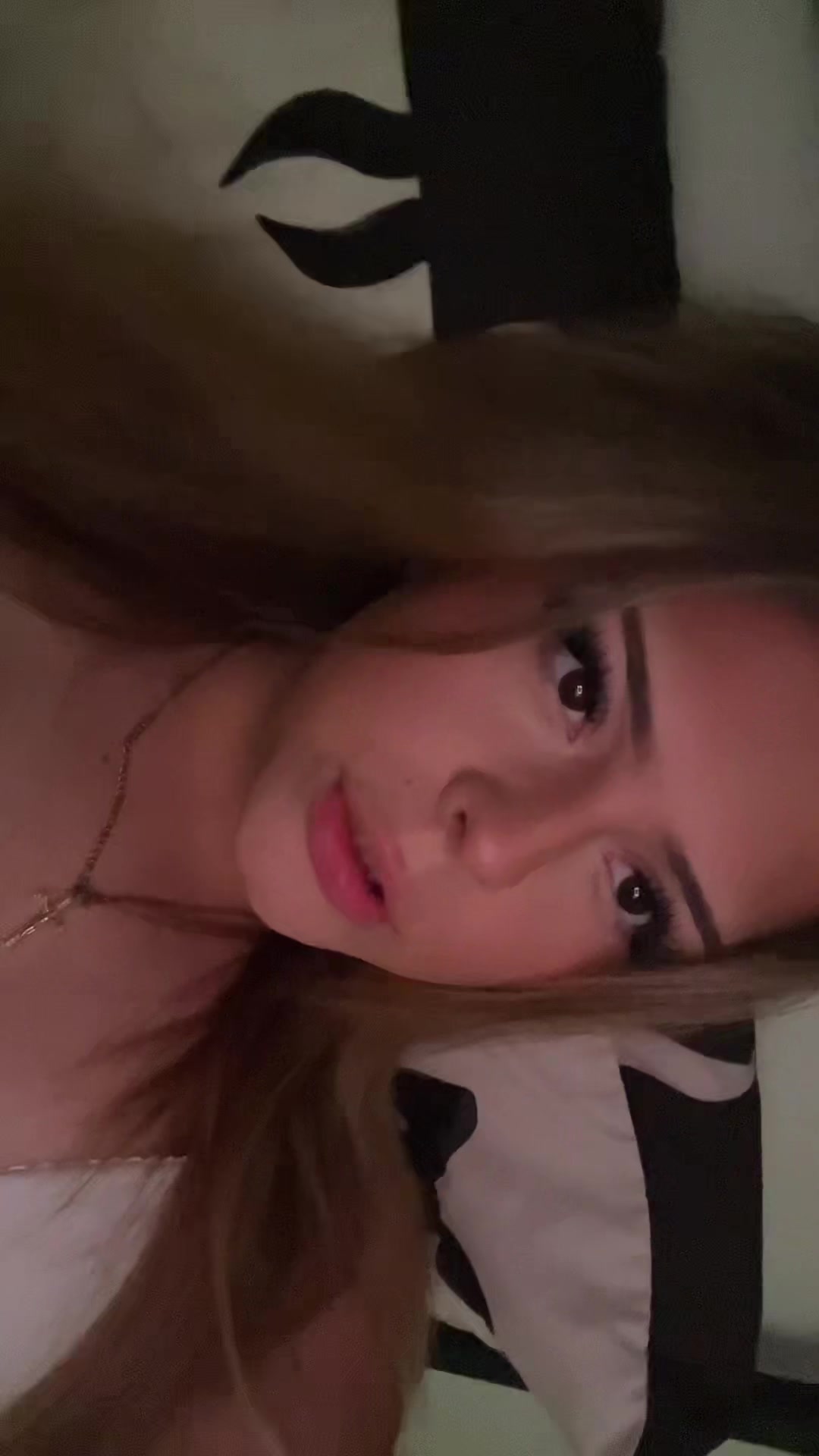 @evie.mayspam.x