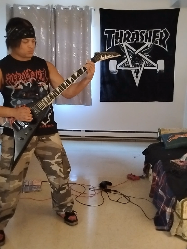 @☠︎︎DeShane Thrasher☠︎︎