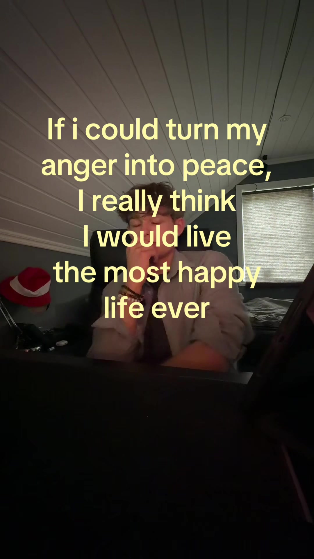@⃟