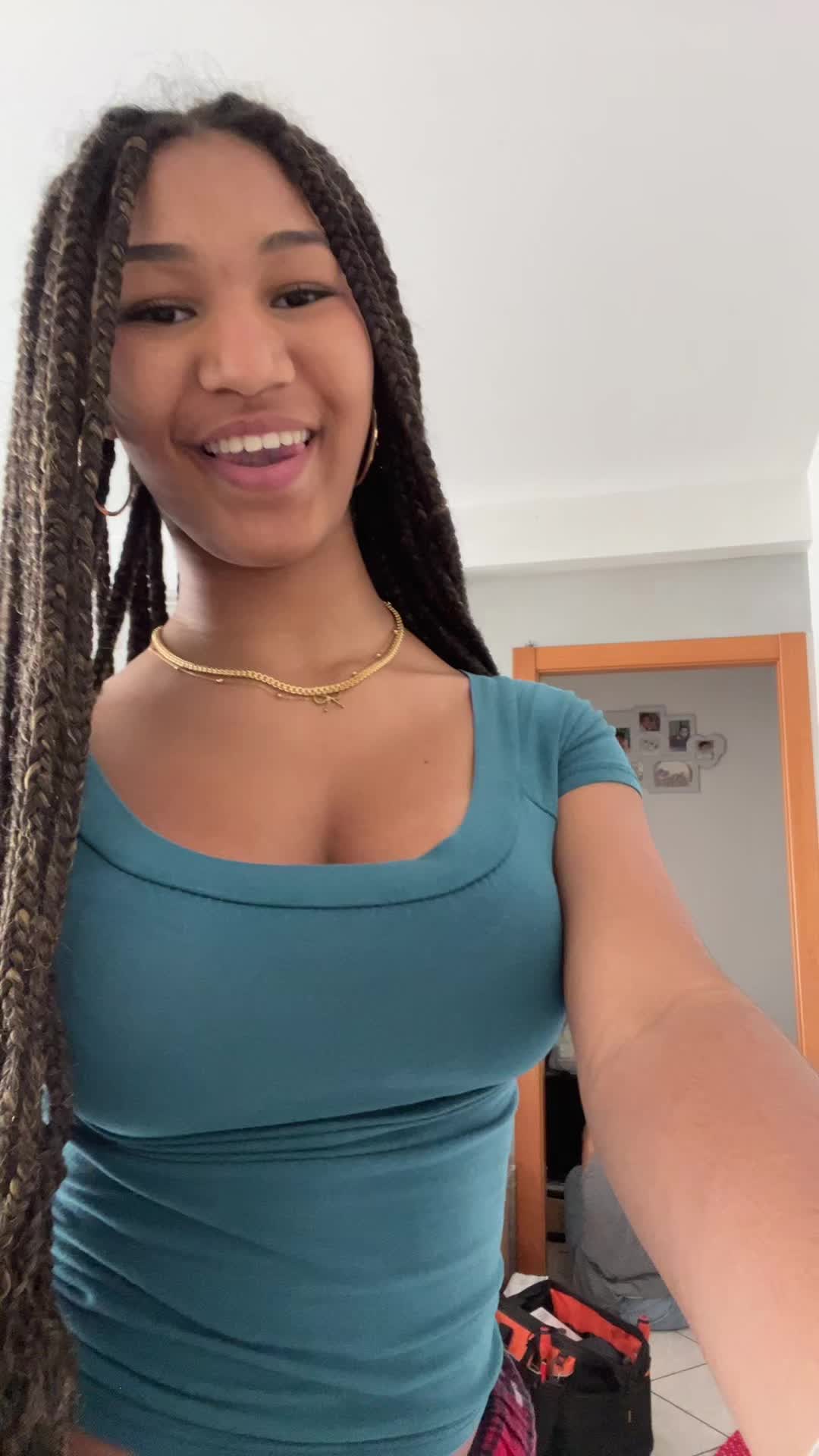 @michellerovettaa
