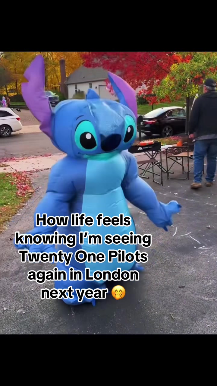 @Bee |-/ 🖤