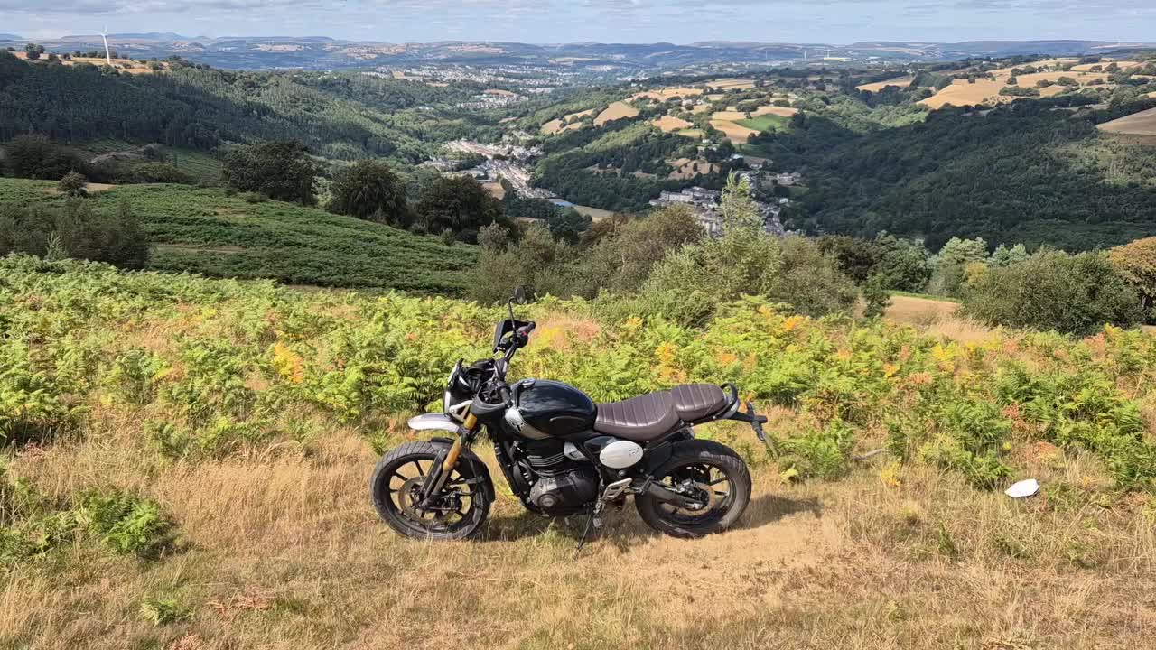@curly666 🏴󠁧󠁢󠁷󠁬󠁳󠁿🏍🤘🍺