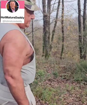@HotMatureDaddy
