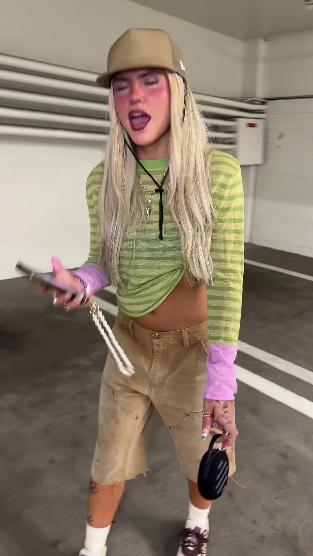 @skyenewman__