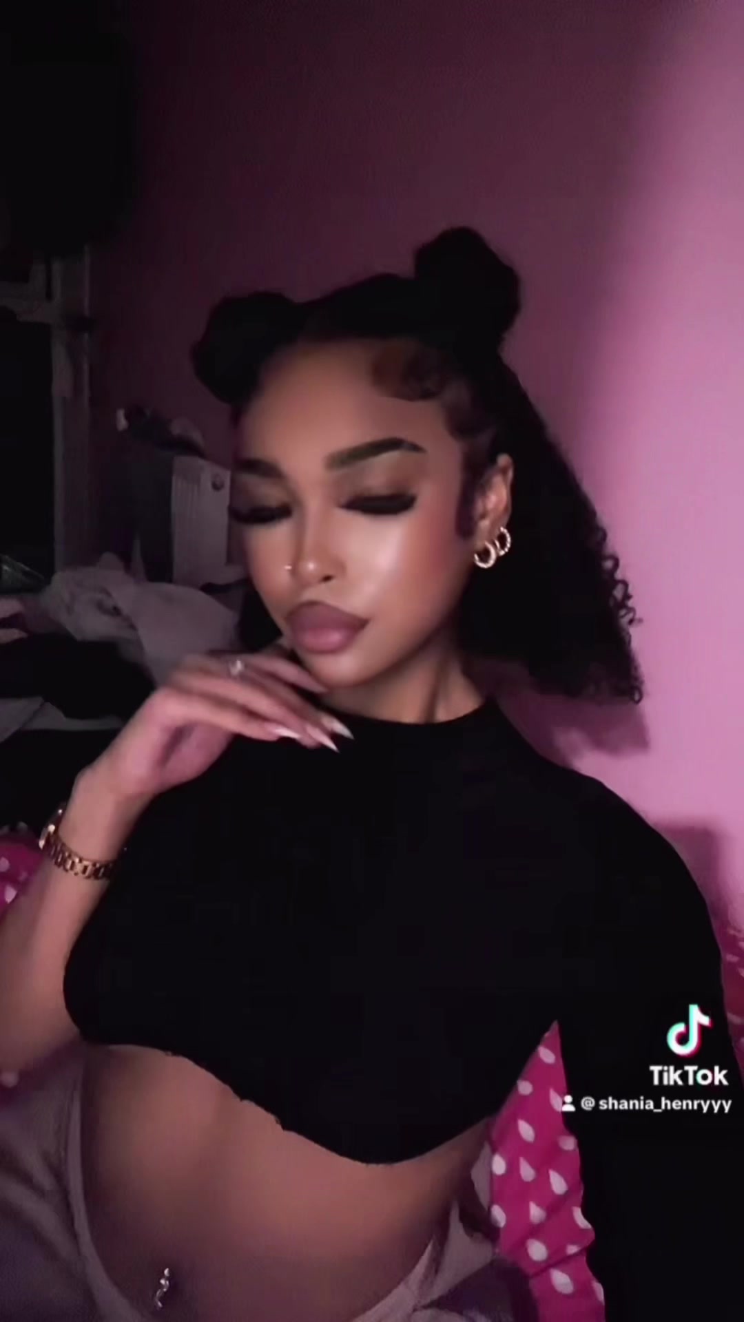 @shania_henryyy