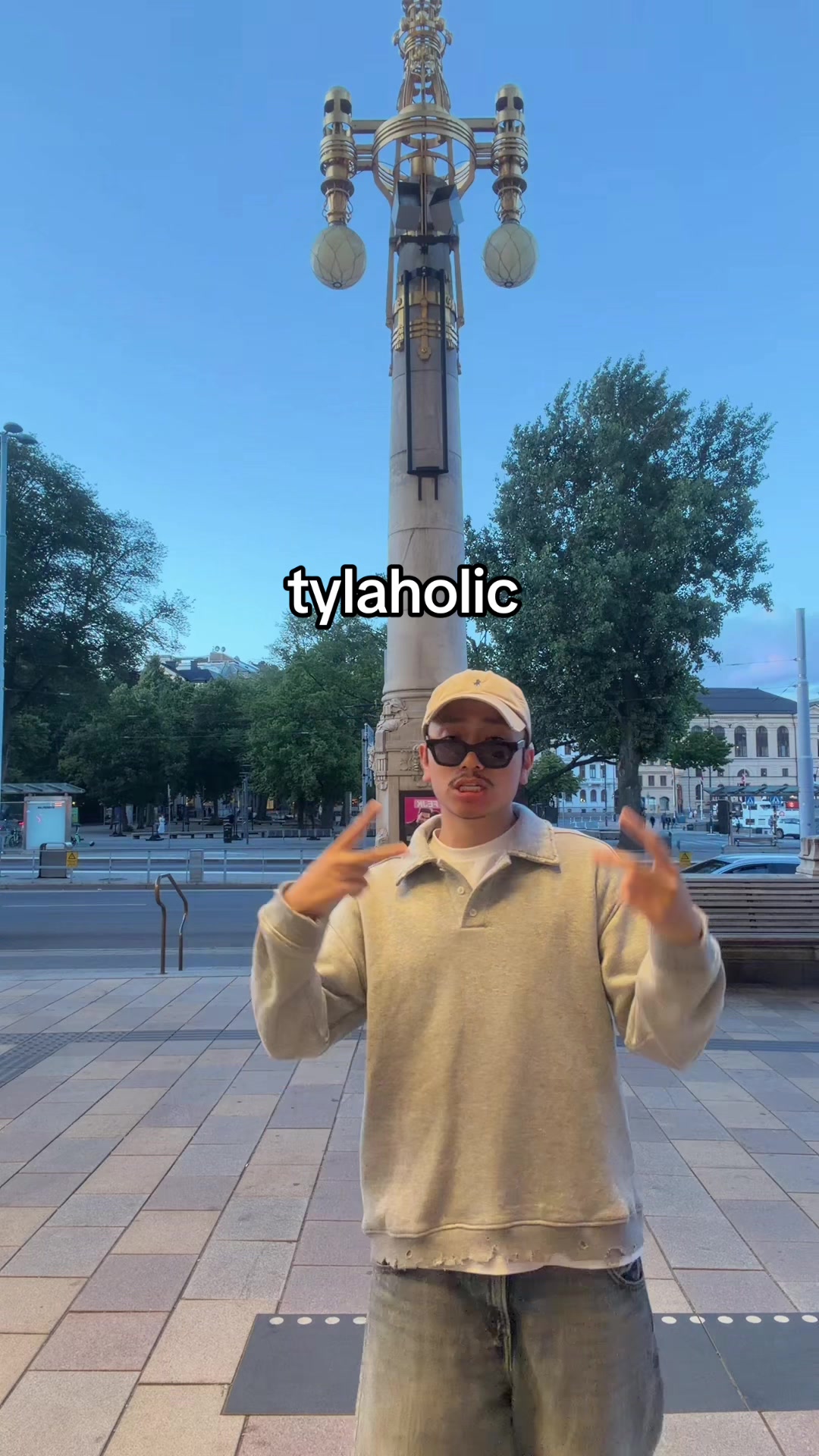 @roy